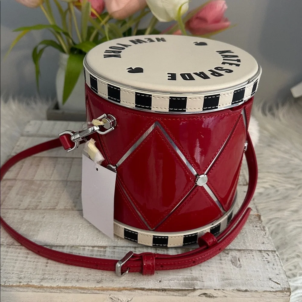Nwt Kate spade oh what fun drum crossbody bag
